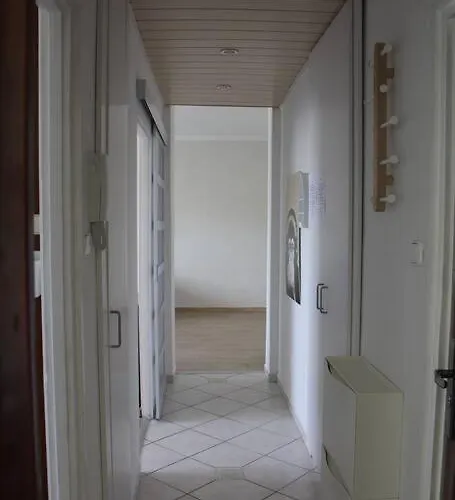 Apartment Apartment Next To River