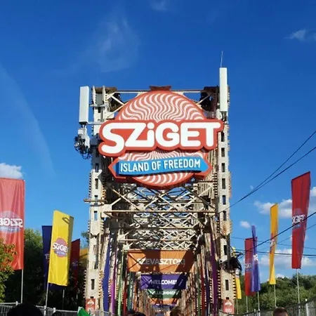 Sziget Festival Next To The River Budapeste