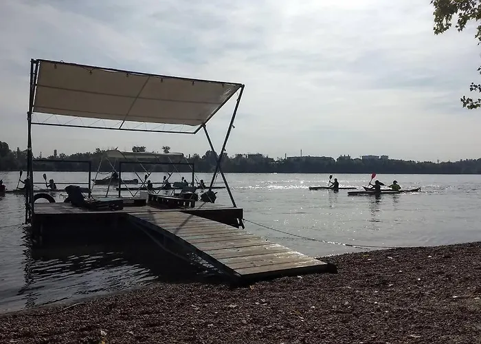 Next To The Danube River Apartmán